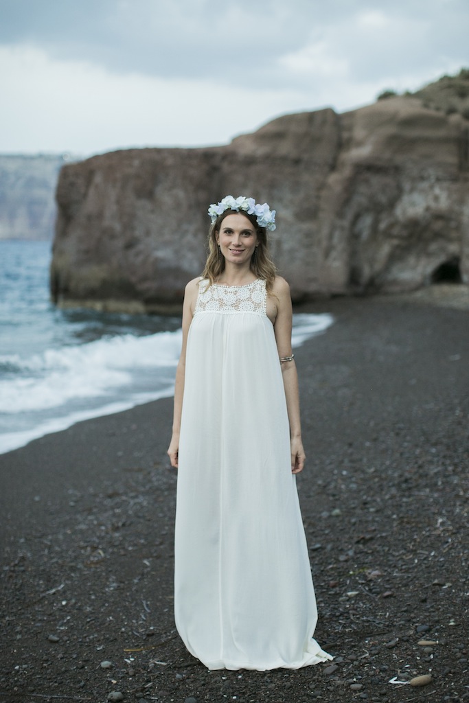 Boho styled wedding in Santorini-flower crown