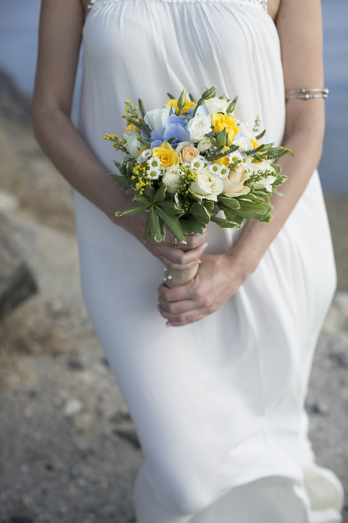 Bohemian wedding in Santorini-wedding bouquet